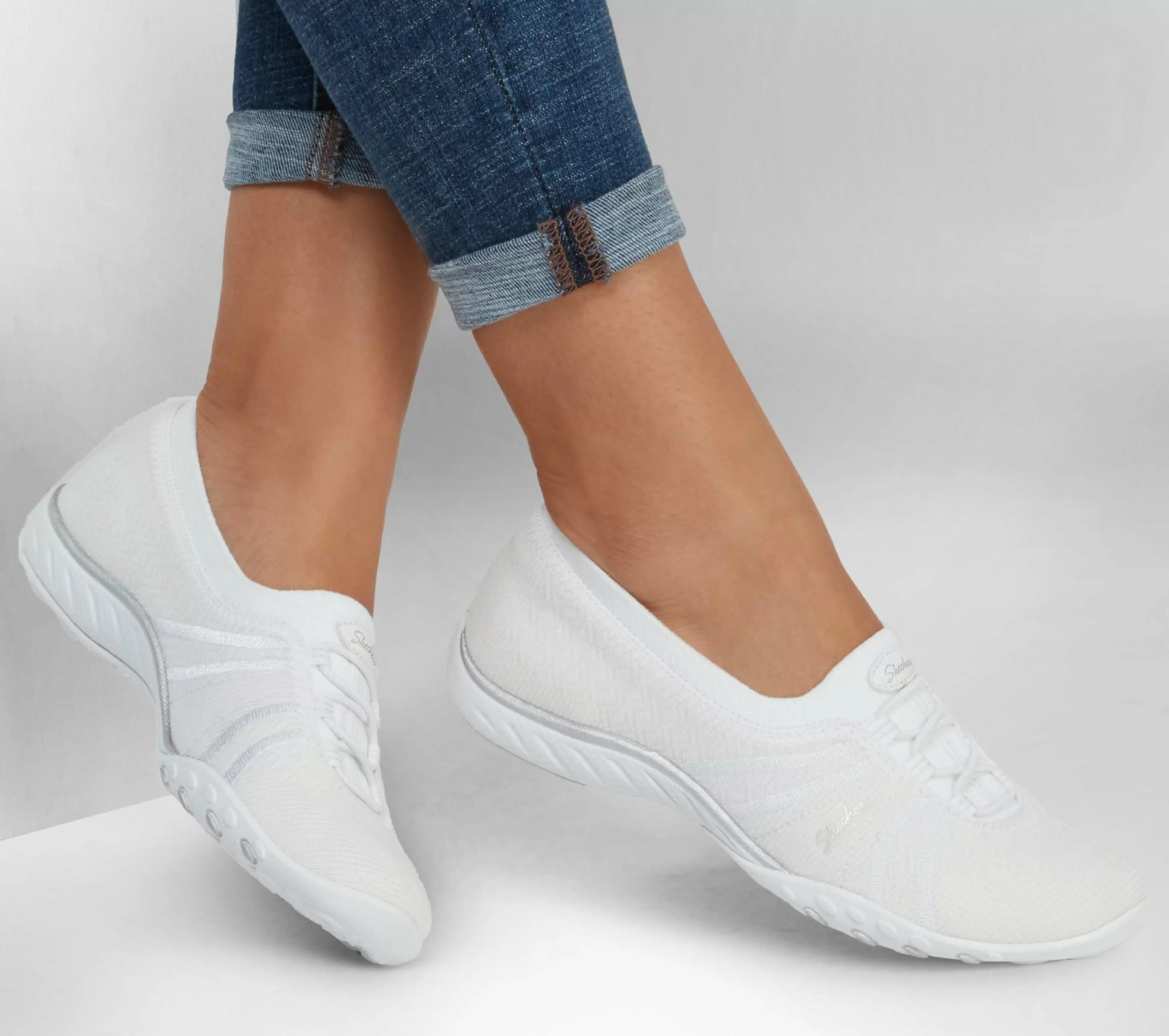 SKECHERS Relaxed Fit: Breathe-Easy - Simple Pleasure*Women Slip-Ons | Casual Sneakers